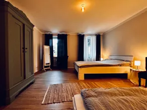 Romantic apartment with garden - Image 2