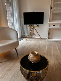 Romantic apartment with garden - Image 4