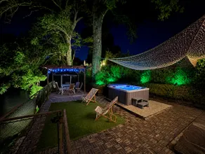 Spa & Leisure House by the Water - Image 2