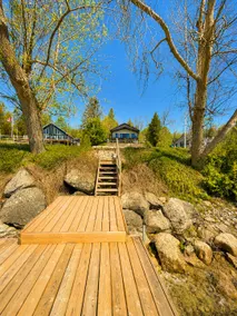 Waterfront on Colpoys Bay EV Plug Panoramic View - Image 5