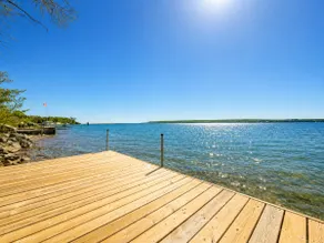 Waterfront on Colpoys Bay EV Plug Panoramic View - Image 4