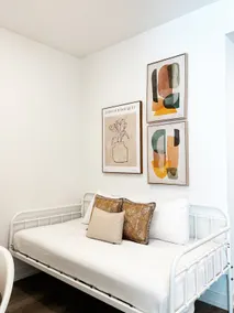 studio sanctuary - private apt in DT, wifi, pool - Image 2