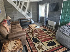 35 mins to Red Rocks* Bear Themed Cabin*Hot Tub* - Image 4
