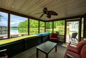 7BR lakefront home w/ boat launch, kayaks, hot tub - Image 3