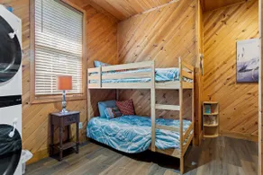 Lakefront Home! Enjoy open views of Lake Palestine - Image 3