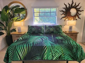 House/ Caribbean Patio, Hot Tub & Tiki Bar. - Image 2