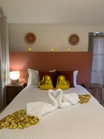 4 rooms downtown - Image 2