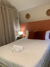 4 rooms downtown - Image 5
