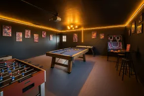 Modern Luxury Retreat: HotTub, FirePit, Gym+Games - Image 2