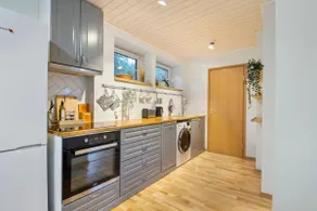 Lovely house by the woods - Image 2