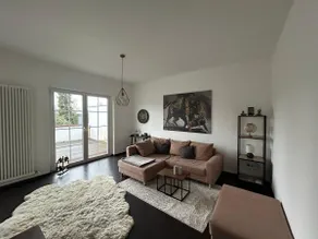 Fireplace & balcony • Design • Stylish • Top location - Image 3