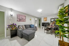 2BR Jersey City Oasis - Quick NYC & MetLife Access - Image 2