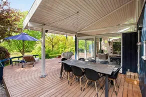Sommerhaus mit Terrasse mit Blick auf die Natur - Image 4