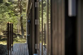 Arkitektritat fritidshus på Bornholm - Image 3
