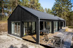 Arkitektritat fritidshus på Bornholm - Image 2
