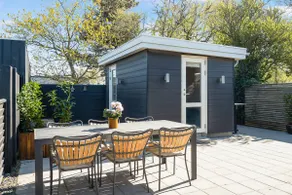 Nice summer house near the waters edge - Image 5
