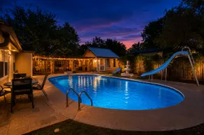 Private Pool, Indoor Hot Tub & Sauna • Sleeps 10 - Image 2