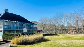 One-story home for 5 people • Heated pool & pétanque - Image 2
