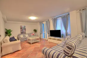 Borgo Belvedere-lake view & shared pool - Happy Rentals - Image 3