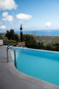 Plethora Luxury Suites, villa P - Image 4