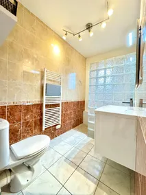 Comfortable house with pool/air conditioning/garden - Image 3