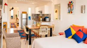 Fabulous beachfront penthouse, pool and sea - Image 4