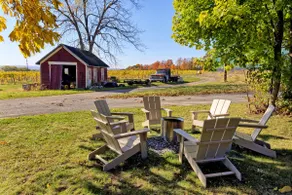 Finger Lakes Winery Farmhouse - Image 4