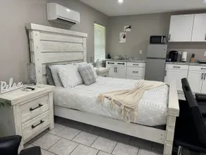 Entire studio space is private, clean & relaxing. - Image 2