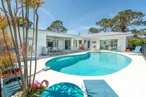 Bayshore Vacation Property - Image 2