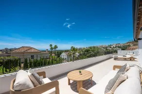 Marbella-Villa – Pool, Golf & Banús just 12min - Image 5