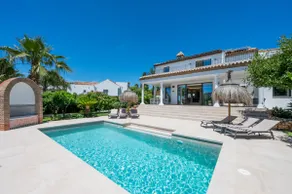 Marbella-Villa – Pool, Golf & Banús just 12min - Image 2