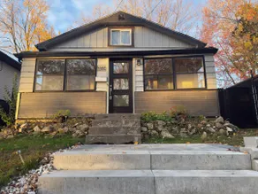 Cozy Family Home Near Montreal | Quiet & Spacious - Image 2