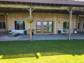 Amazing Lake Views & Nearby Wineries and Breweries - Image 3