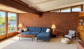 Mid-century spacious home w/ hot tub & pool table - Image 4
