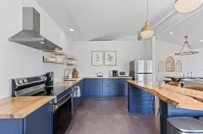 Inviting Sister Bay Retreat - Image 4