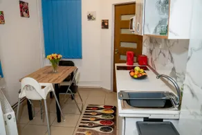 Center Walk - Studio 4 with balcony - Image 5