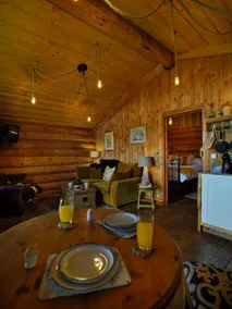 Willow, Luxury Log Cabin Retreat - Image 5