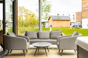Robin's Retreat - Image 2
