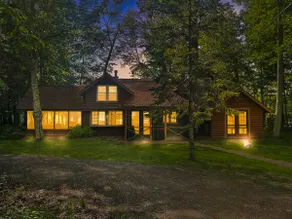 Lakefront 3BR, 2BA cabin with dock, boat, firepit - Image 3