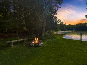 Lakefront 3BR, 2BA cabin with dock, boat, firepit - Image 5