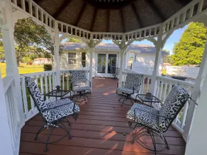 Welcome to Ian’s Inn! - Image 5
