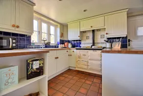 Martie Cottage - cosy cottage idyllic village - Image 3