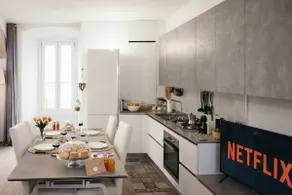 Luxury two-room apartment in the historic center for 4+ Fast WIFI - Image 3