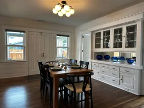 Cozy Craftsman. Hot Tub, Parking & Near Beach - Image 4