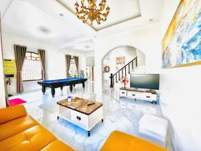 Villa 'NG _ Pool - Image 2