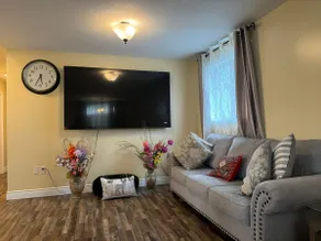 3 Bedroom Luxury Home Spacious - Image 2