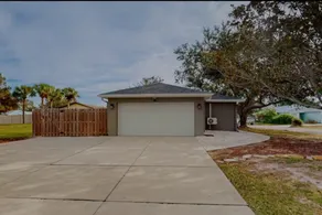 Modern Coastal Charm • Near AMI Beach-IMG Academy - Image 3