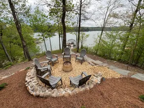 The Lake Lodge | Spacious, Dock Access, Sleeps 16 - Image 4