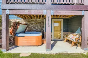5410 Cross Country Mountain Ski Getaway with Hot Tub Pool - Image 2