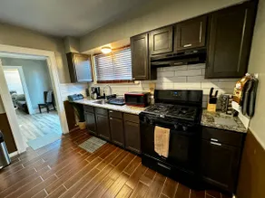 Modern, Newly Renovated, & Specious 2BR - Image 4